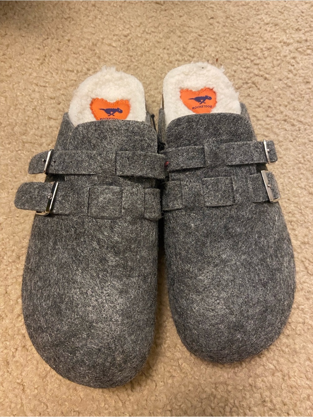 Rocket Dog Gray Felt Slip-On Clogs